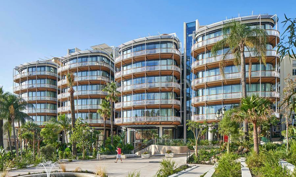 Magnificent Duplex With Exceptional Views of the Casino Square & the Sea - 1/1