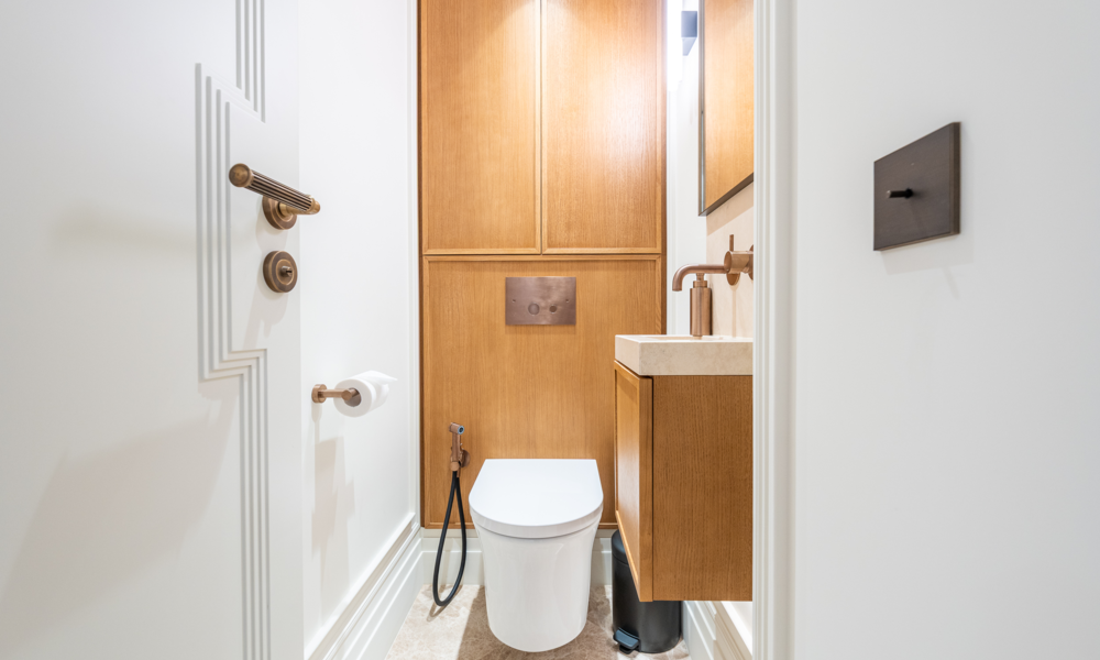 Luxuriously Renovated Apartment With Sea View - 9/14