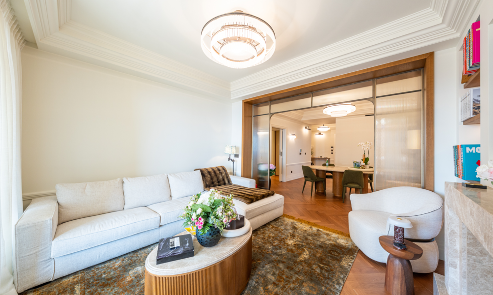 Luxuriously Renovated Apartment With Sea View - 4/14