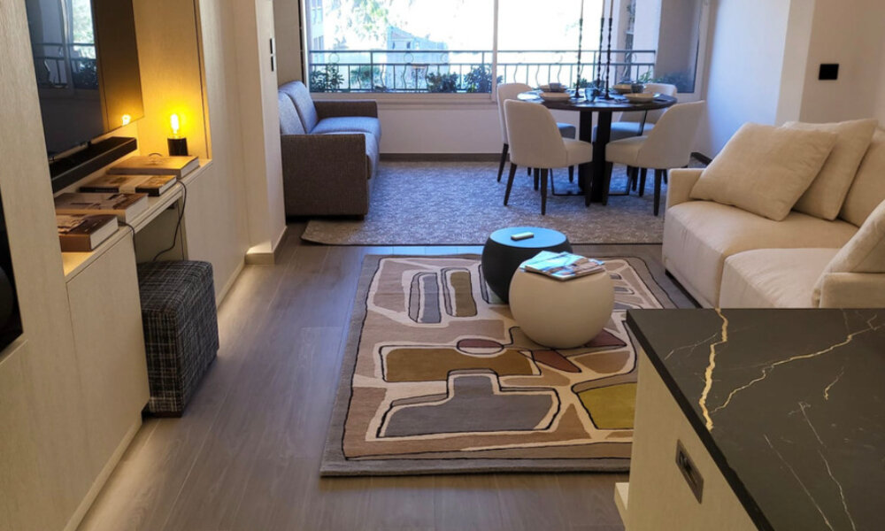 A luxuriously renovated apartment with view of port Fontvielle - 4/8