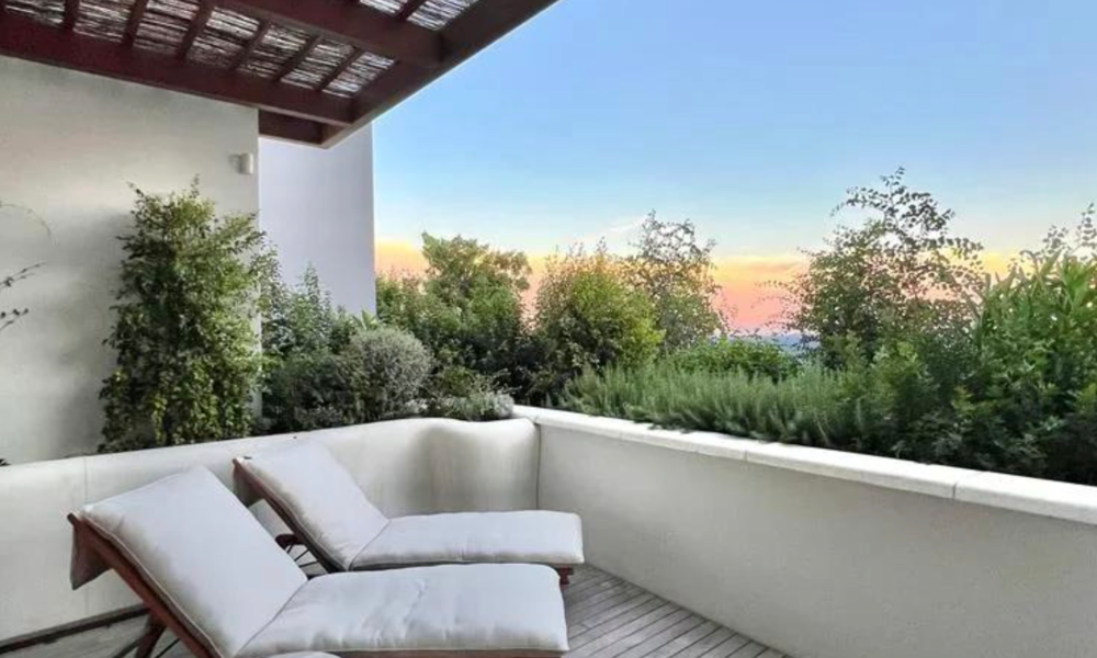 Luxury 2 Bedroom Apartment With Sea View - 1/24