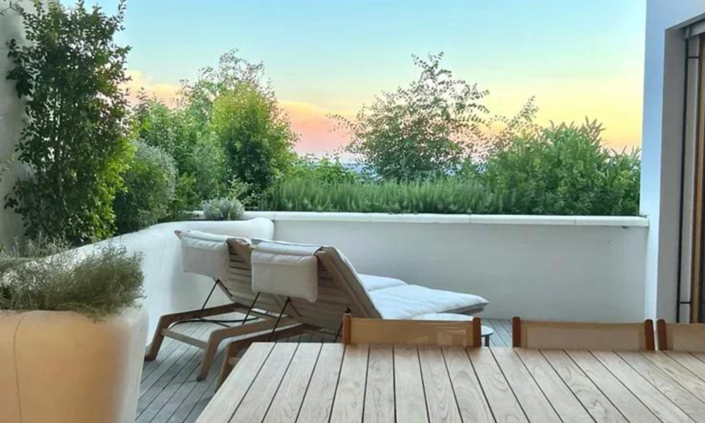 Luxury 2 Bedroom Apartment With Sea View - 2/24