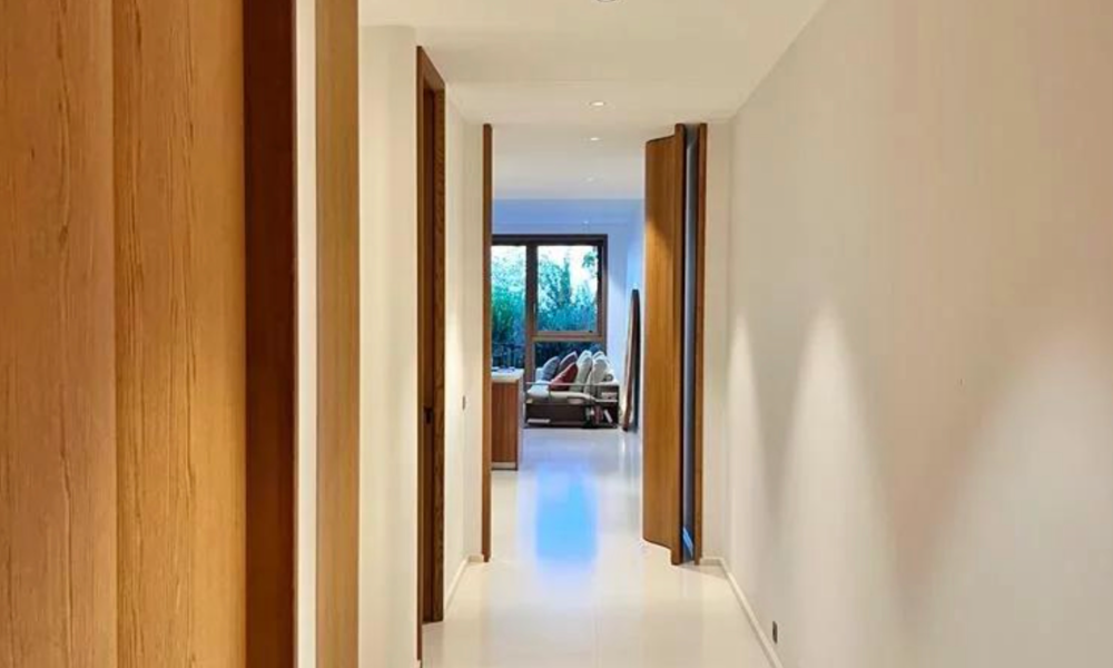 Luxury 2 Bedroom Apartment With Sea View - 11/24