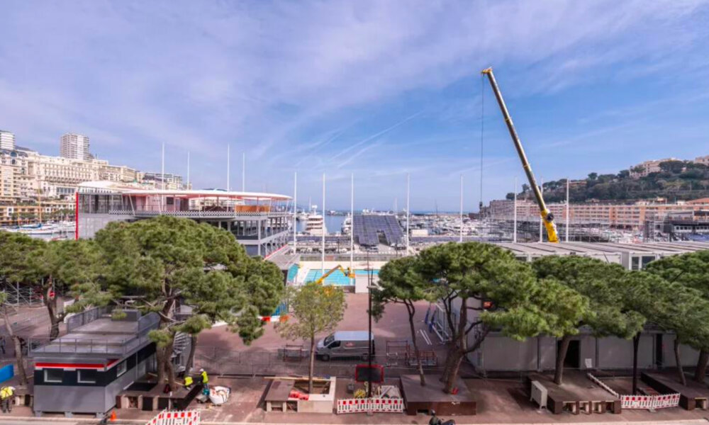1 Bedroom Apartment with Port Hercules & F1 Views - 3/4