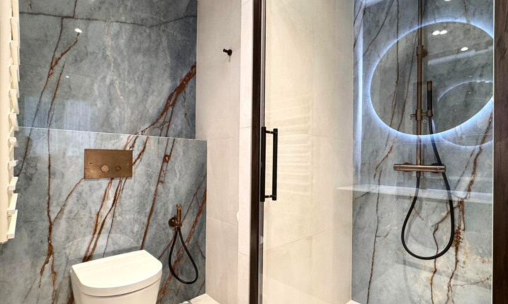 Appartamento con 3 camere da letto lussuosamente ristrutturato - 7/12