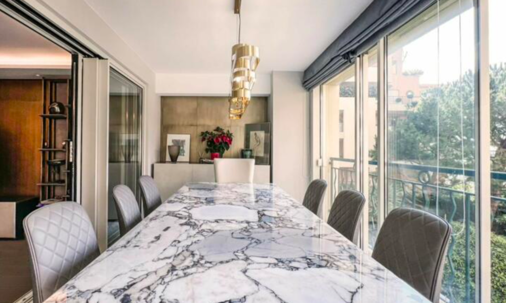 Appartement rénové de 4 chambres avec vue sur la mer - 4/12