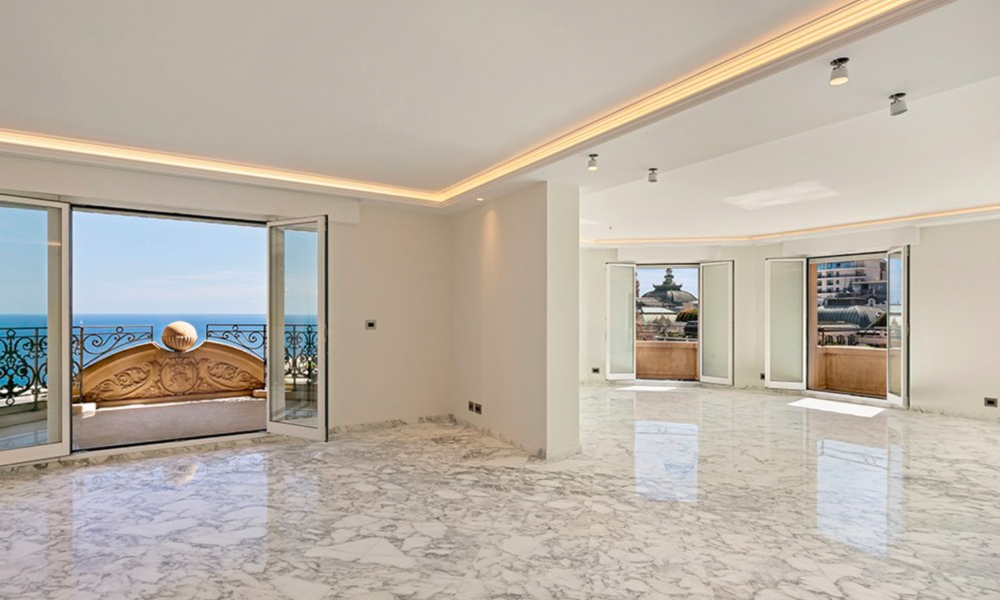 Appartement de 4 chambres luxueusement rénové à la Résidence Métropole - 2/11