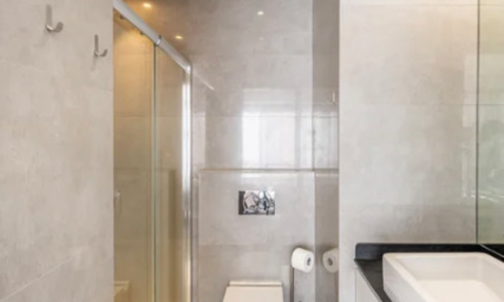 Bellissimo appartamento con vista su Port Hercules e il circuito di Formula 1 - 11/13