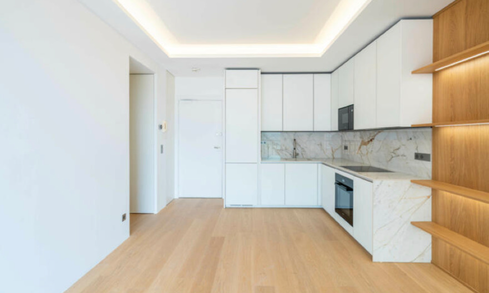 Appartement luxueusement rénové à un étage élevé - 8/16
