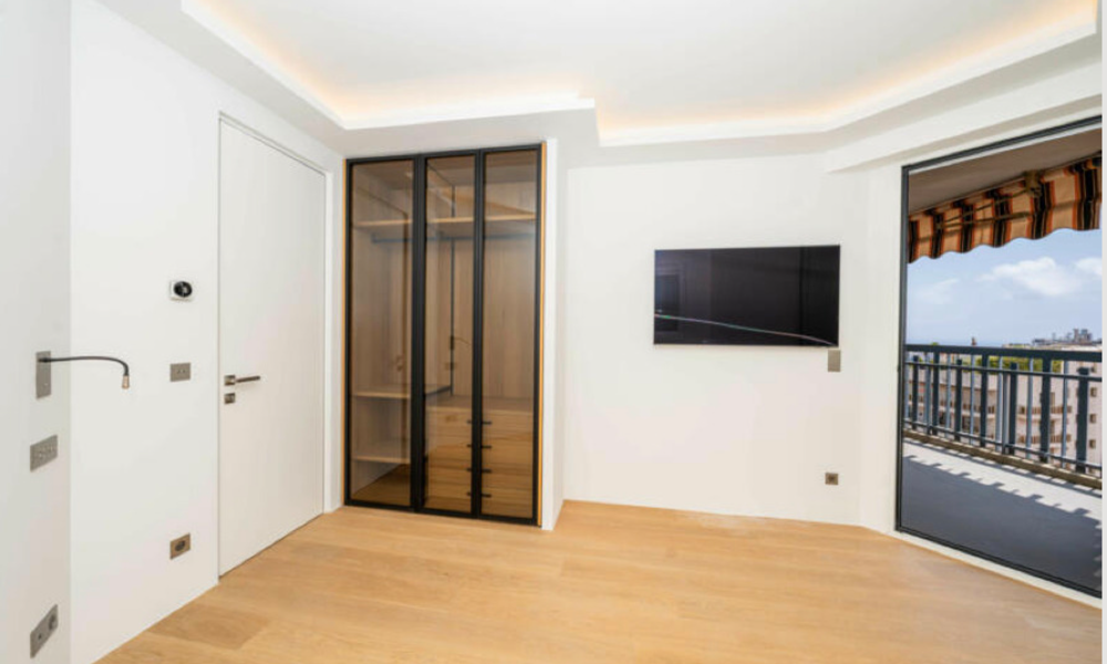 Appartement luxueusement rénové à un étage élevé - 10/16